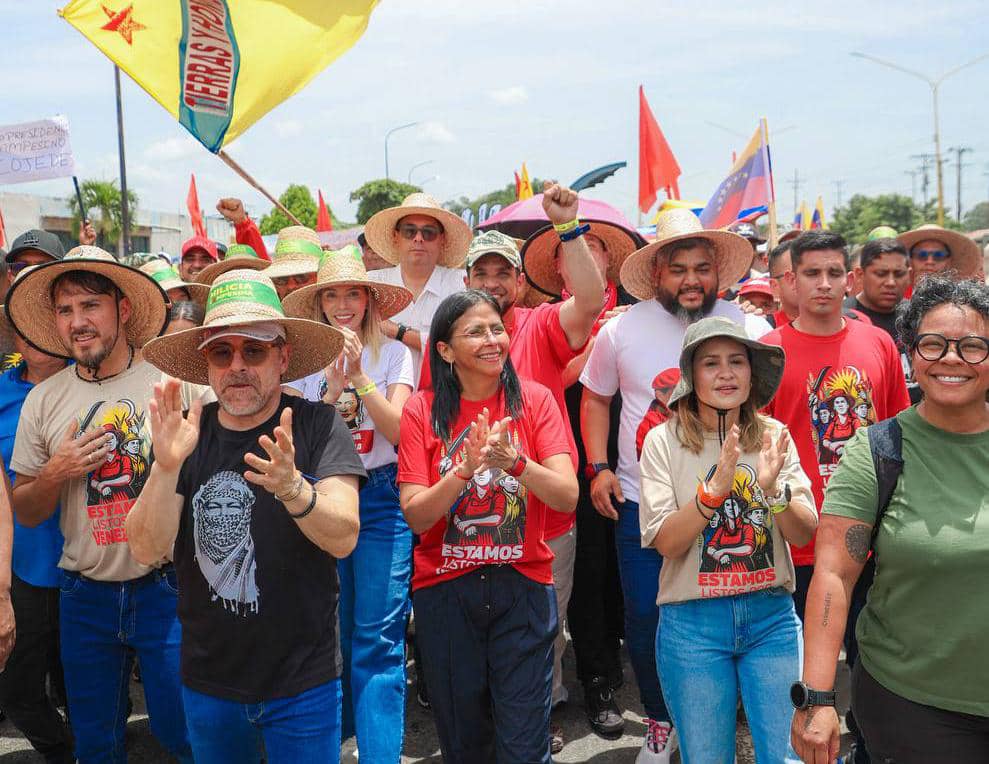 Delcy Rodríguez en marcha comunera y campesina: Venezuela está lista para la defensa
