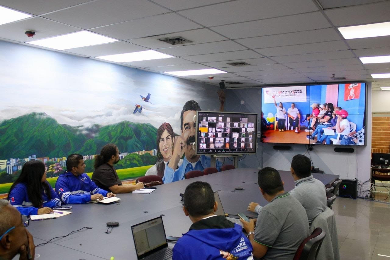 Arreaza durante 1er Taller para Salas de Autogobierno: La tarea fundamental de las salas es la articulación con todas las escalas de Gobierno
